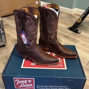 Tony Llama Western Boots. Brown